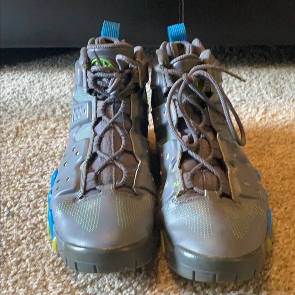 Charles Barkley Dark Grey